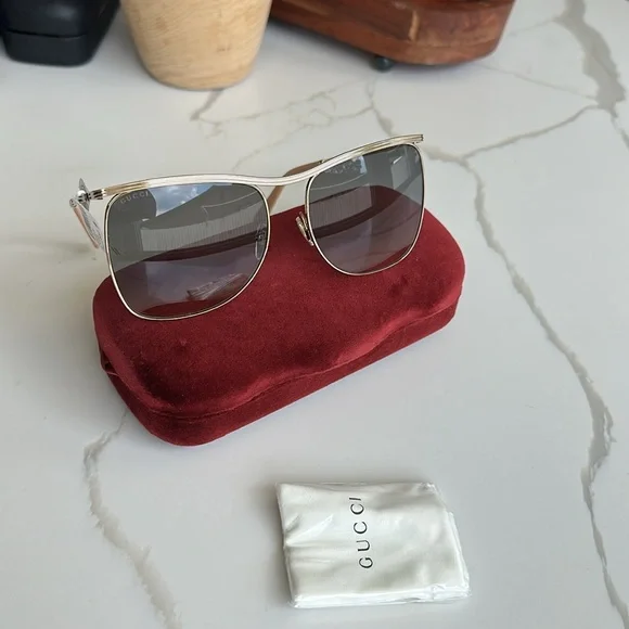 Gucci
65mm Square Sunglasses - Picture 4 of 13